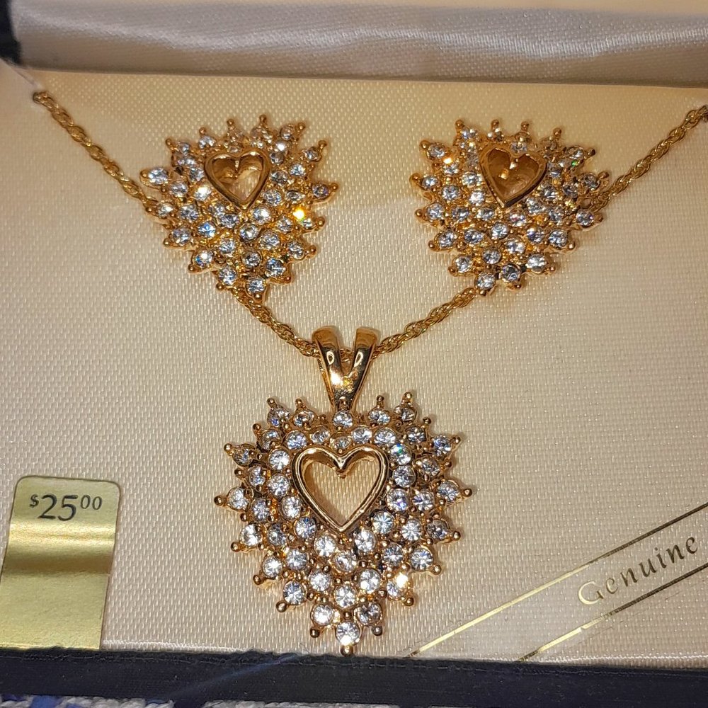 Vintage Roman 80s 90s Gold Tone Heart Shaped Real Crystal Earring & Necklace Set